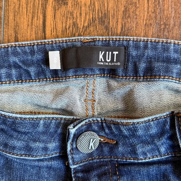 Kut from the Kloth Catherine Boyfriend Jean Size 8 (I24) - Picture 4 of 10